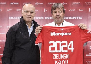 Néstor Grindetti y el técnico Ricardo Zielinski