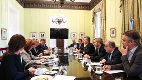 El eslogan de la obstinación peñista para la campaña más difícil