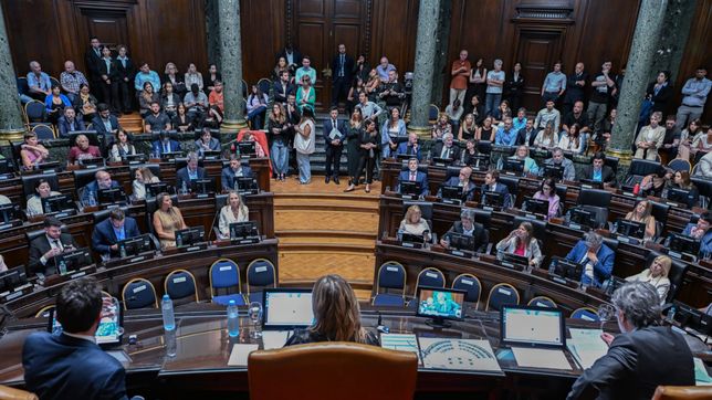Con la presencia de Manuel Adorni y Tomás Rebord, la Legislatura porteña renovó la mitad de sus bancas