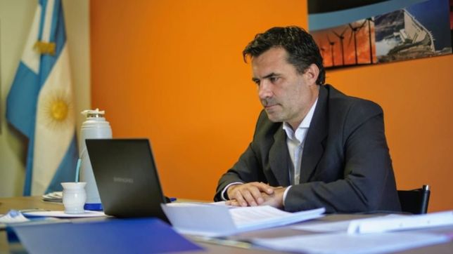 nueva promesa de arranque del plan gas con surtidores remarcados