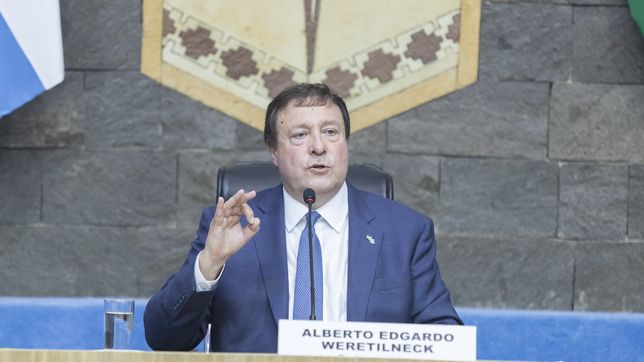 El gobernador de Río Negro, Alberto Weretilneck, prepara un duro repaso que apuntará al presidente Javier Milei y a su política económica.