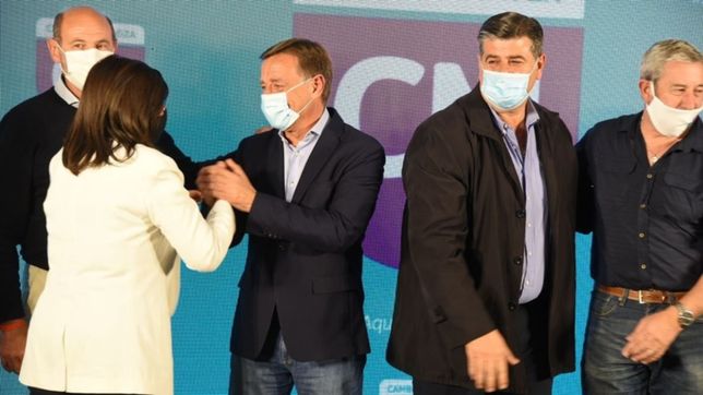 en mendoza, juntos por el cambio se impuso con el 43% de los votos