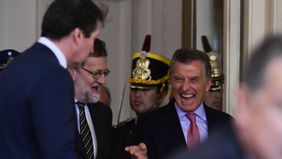 Apertura, obra pública y desempleo, claves del modelo español que admira Macri