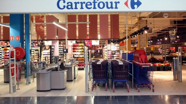 los supermercados del interior, furiosos por el pacto gobierno-carrefour