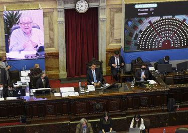 Diputados aprobó dos proyectos relacionados al personal de la salud
