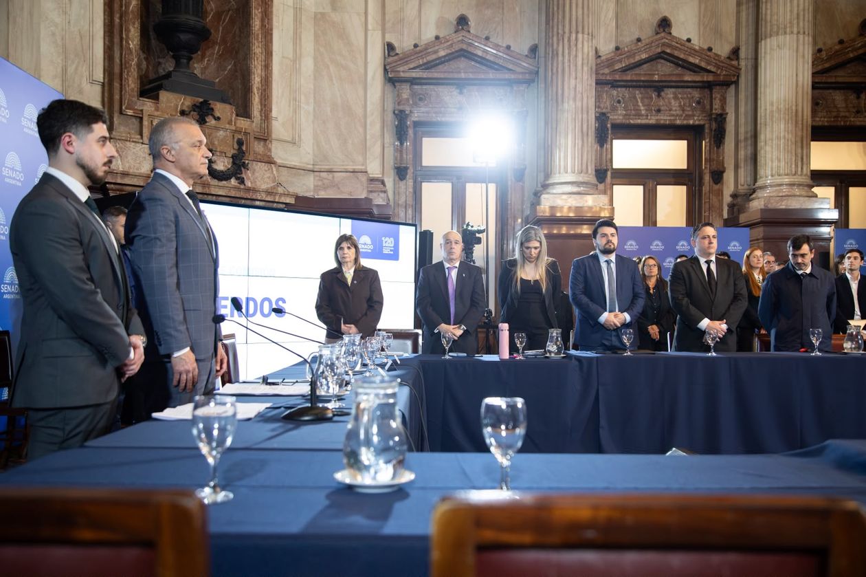 La última reunión de la Comisión de Acuerdos del Senado. No hubo cuórum y Nadia Márquez no pudo presidir.&nbsp;
