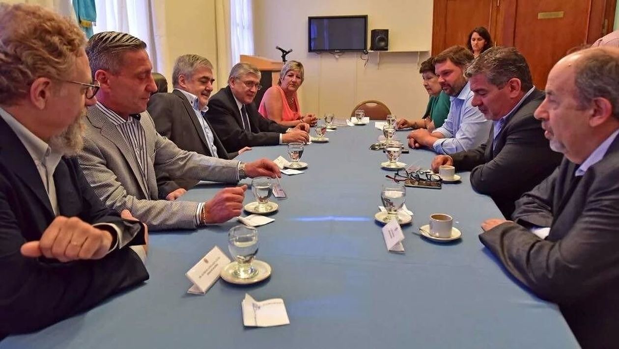 Das Neves