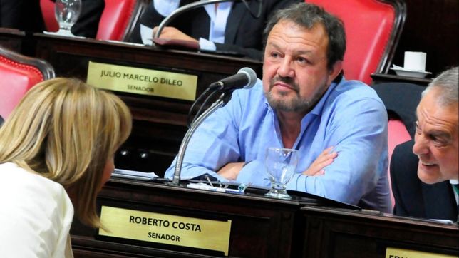 para el jefe de senadores de cambiemos, massa podria restarle a la formula ff