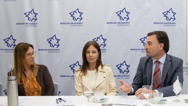 Fabiana Mindlin, Marcela De Langhe y Hernán Najenson.