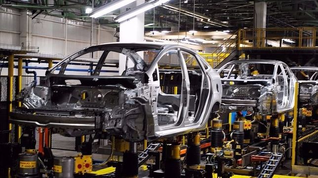 la actividad industrial bonaerense cayo un 3,3% en el primer semestre