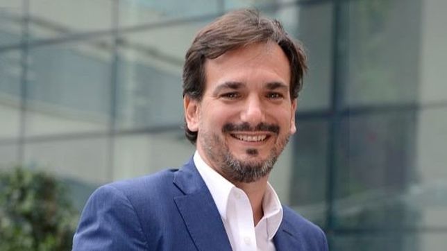 Sebastián Galmarini cruzó a Mariano Recalde en Twitter.
