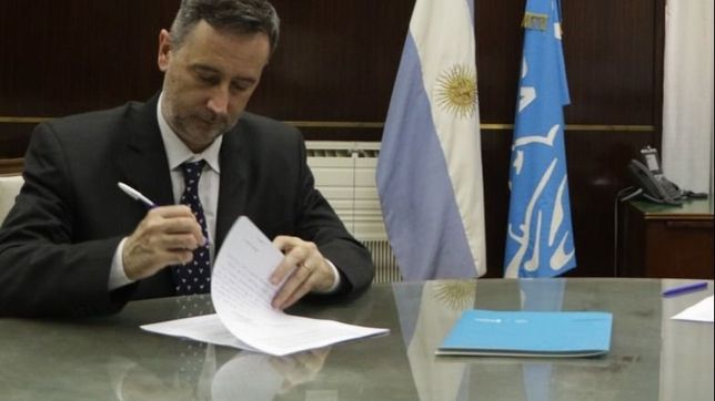 hidrovia: la adjudicacion del dragado va para atras y habra nueva licitacion