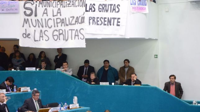 se promulgo la municipalizacion de las grutas y el fpv prepara su estrategia judicial