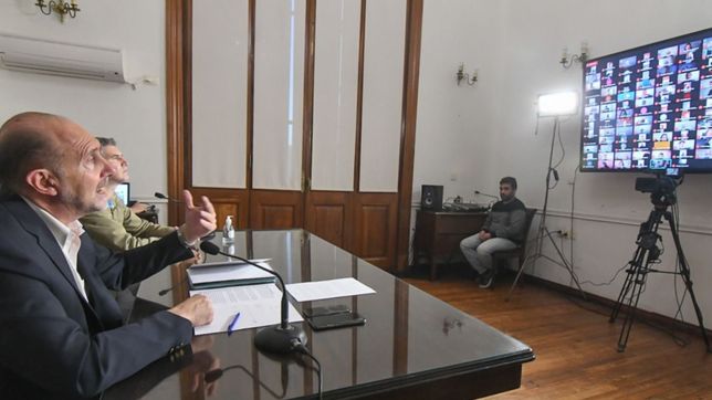 rebelion pasiva de los intendentes peronistas acecha a perotti