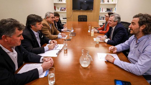 la paradoja de las retenciones: por macri, el campo no se endurece con fernandez