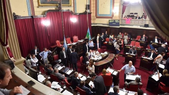 randazzo y dominguez se llevaron lugares en el bapro y agitan al pj