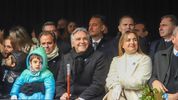 Martín Llaryora le entregó el bastón&nbsp; de mando a Juan Manuel Llamosas para que arme en el sur.