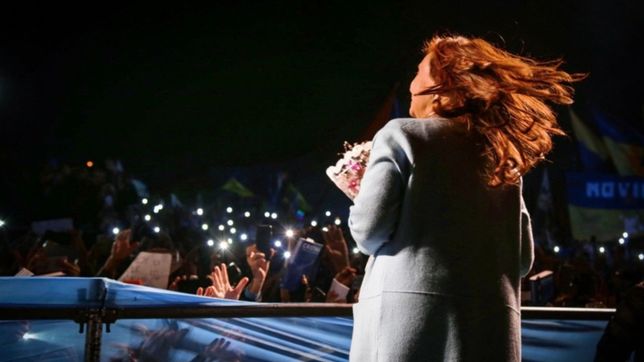 el remix de los fernandez, el panuelo de cristina y todos ordenados en el pj