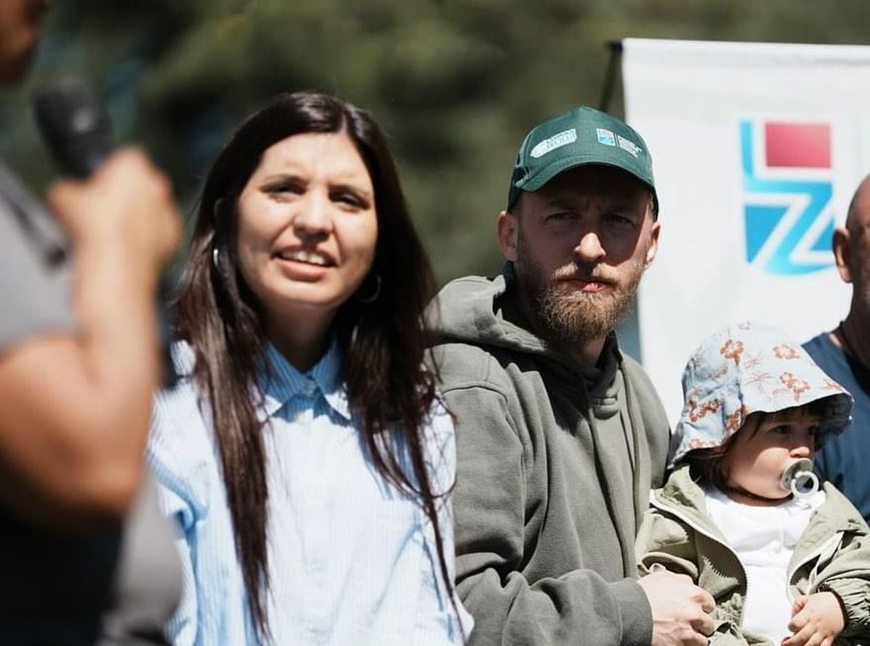 Federico Otermín y Daniela Vilar presentaron el programa Lomas Recicla en Comunidad.