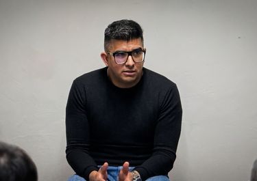Santa Cruz: Jairo Guzmán busca capitalizar el fallo que restableció la vigencia de la Ley de Glaciares.