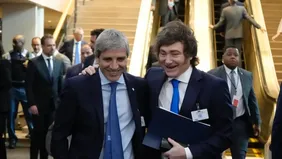 Toto Caputo y Javier Milei.