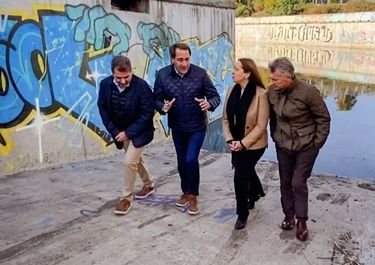 La fórmula Macri - Vidal sorprendió en La Plata y recorrió el arroyo del Gato