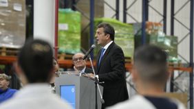 Massa se refugia en el silencio para evitar las esquirlas del fallo