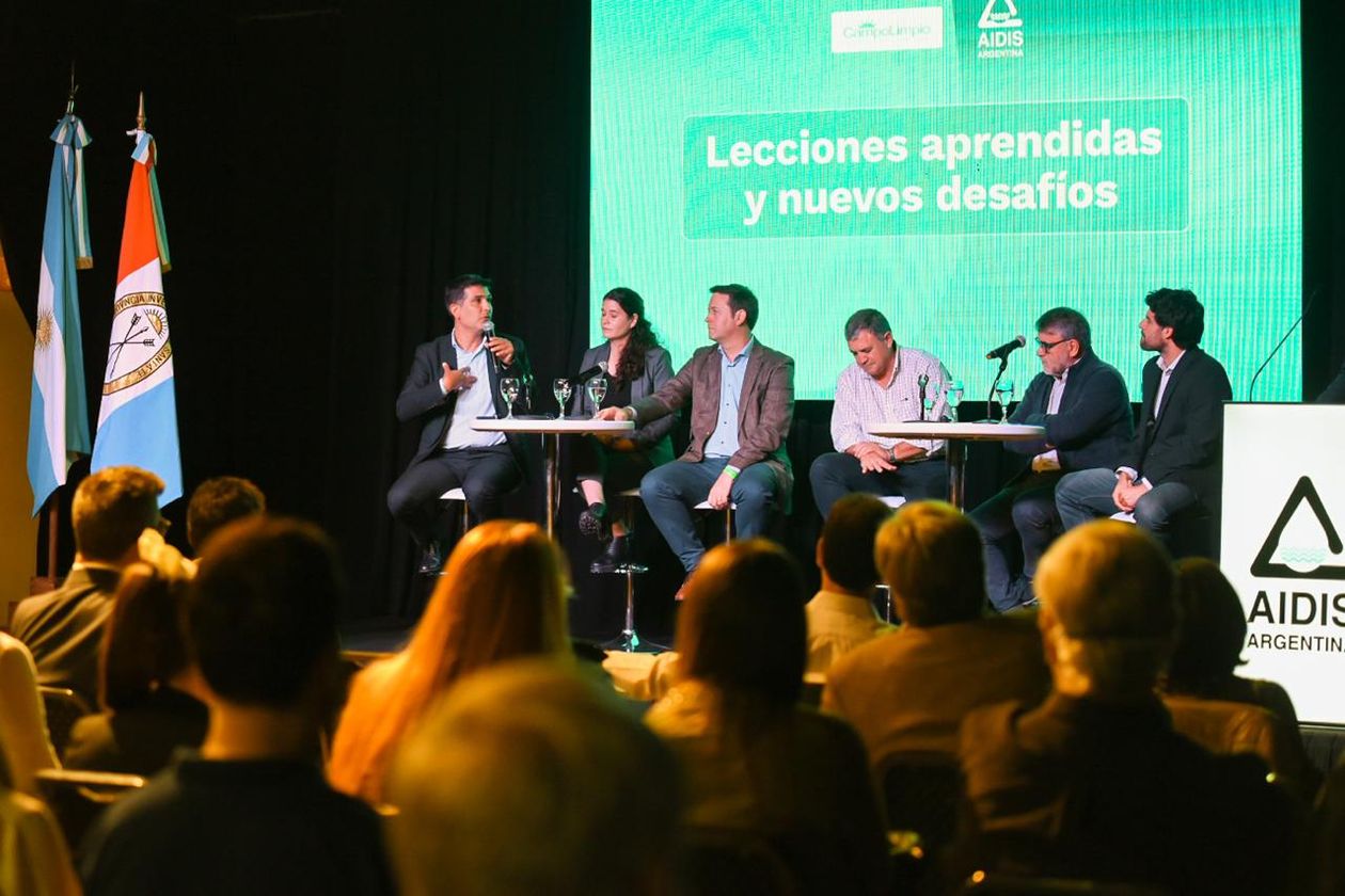 CampoLimpio: Autoridades y expertos del agro impulsan el desarrollo sostenible