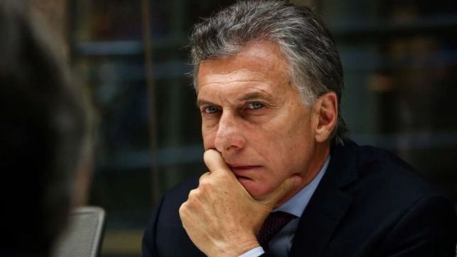 los constitucionalistas se suman a las criticas de la oposicion al dnu de macri