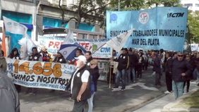 Piso Kicillof: la reapertura de paritarias golpea la puerta en distritos de Juntos