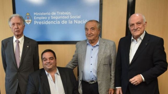 dia ?d? para carrefour: audiencia en trabajo para definir una salida