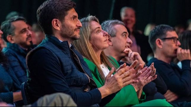 María Eugenia Schmuck se lanzó a la sucesión de Pablo Javkin con un guiño de Maximiliano Pullaro.