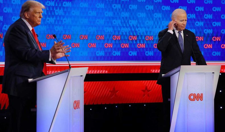 Donald Trump y Joe Biden, en el debate que protagonizaron, que dejó en evidencia la senilidad del segundo y que lo obligó a bajarse de la carrera.