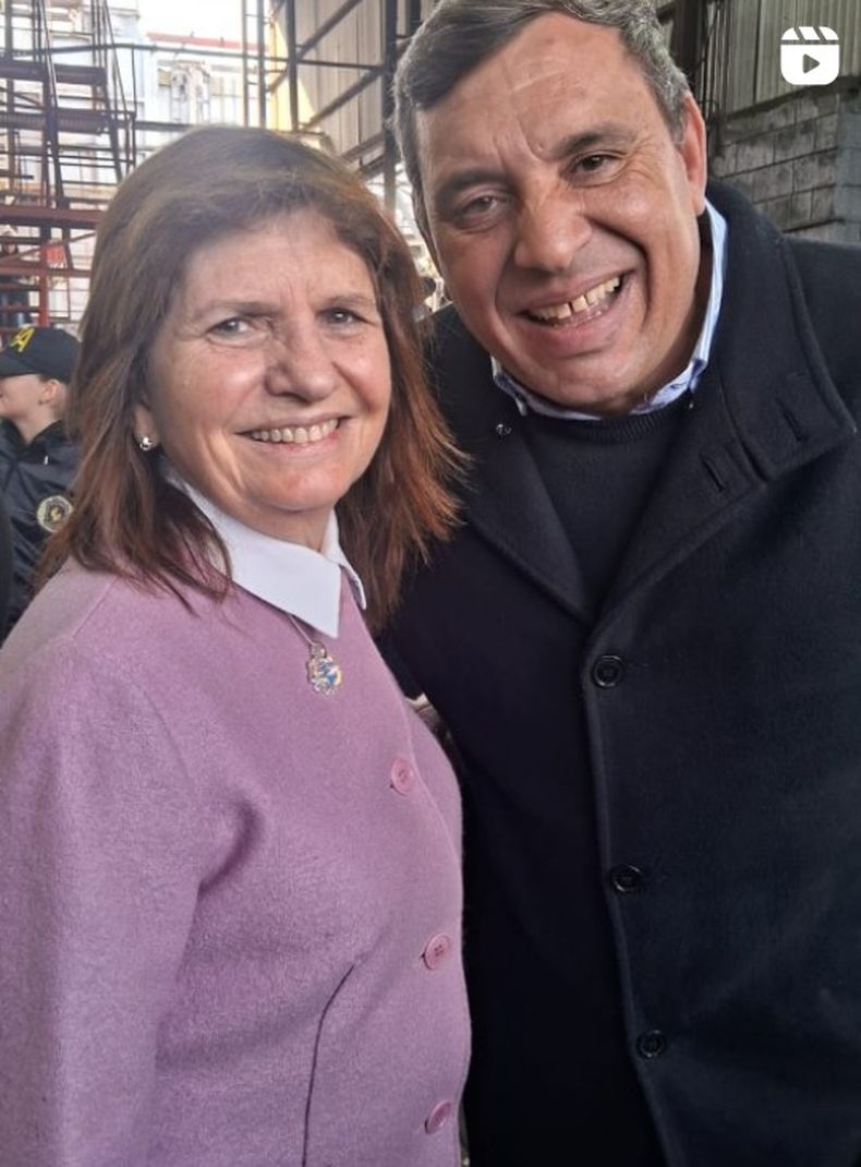 Patricia Bullrich y el candidato a diputado provincial Maximiliano Bondarenko
