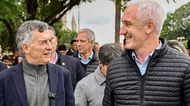 Mauricio Macri junto a Cristian Cunha, el presidente del PRO santafesino