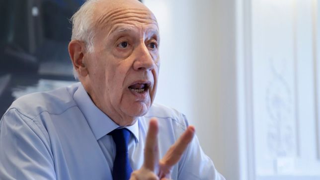 lavagna critico la estrategia de canjear deuda en pesos por bonos en dolares