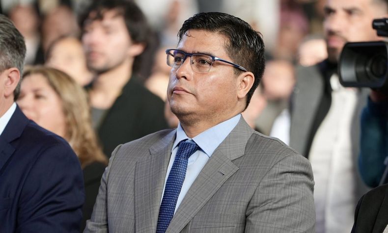 Claudio Vidal, gobernador de Santa Cruz, y una grieta que se agranda con su vice, Fabián Leguizamón.