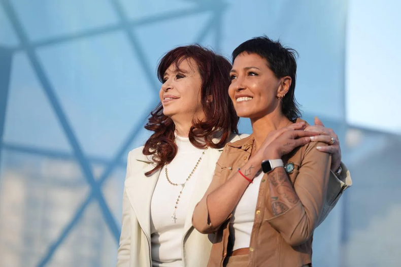 Mayra Mendoza CFK.png