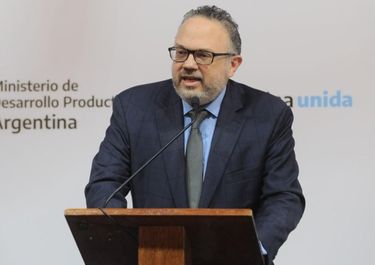 Kulfas abre el paraguas: La inflación de abril no viene bien