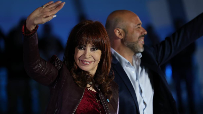 CFK  lanzó a Ascúa en Paso de los Libres días antes de quedar detenida. 