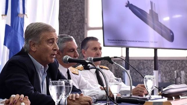aguad: ?con 30% de pobres, seria un disparate invertir $4000 m en el submarino?