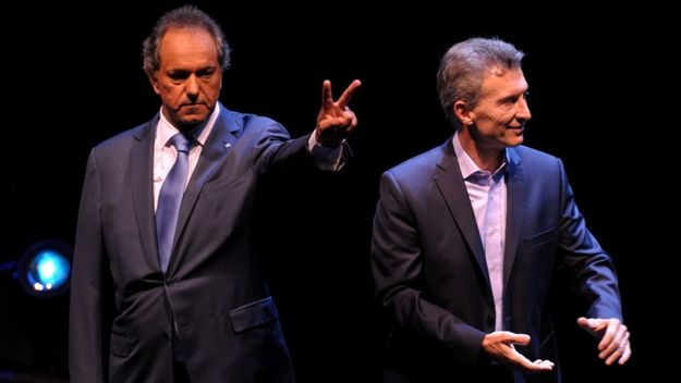 ¿En qué te convertirán, Mauricio? Scioli pide que no haya debate
