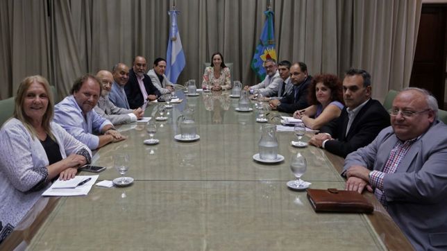 vidal comenzo el achique de la estructura de gobierno