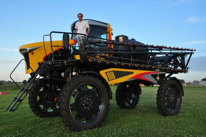 Hernán Zubeldía, el presidente de CAFMA advierte sobre los tractores chinos