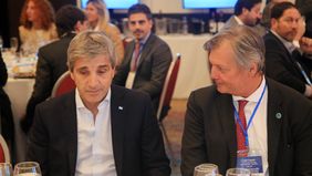 Toto Caputo para los aumentos de gas