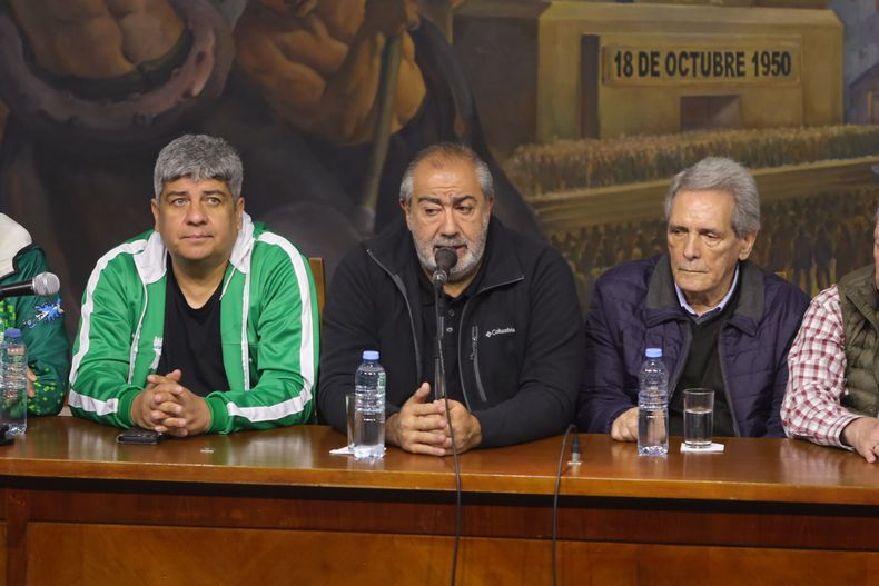 El triunvirato de la CGT en la conferencia de prensa por el Día del Trabajador. Foto: Pilar Camacho