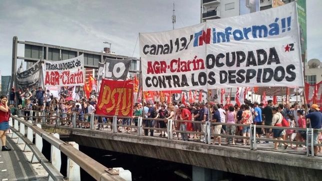 despidos y suspensiones: los numeros del lado oscuro del modelo pro