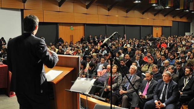 el congreso de comunicacion politica se realizara el 11 y 12 de junio en la ciudad de buenos aires
