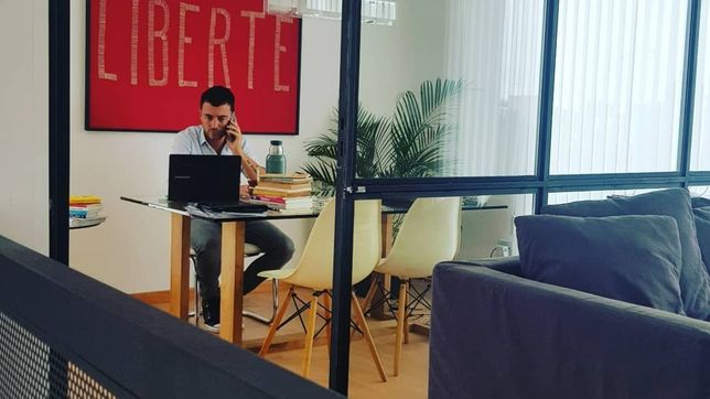 Liberté: Rodrigo de Loredo analiza opciones para detener la caída de la UCR.  Liberté: Rodrigo de Loredo analiza opciones para detener la caída de la UCR.