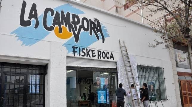 la campora sale a disputarle la calle a soria